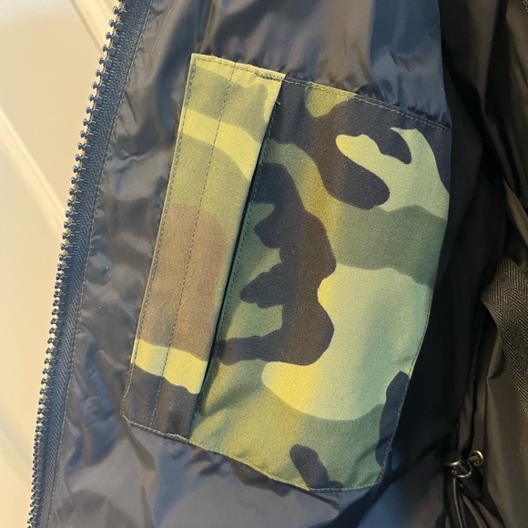 Canada Goose Chelsea Coyote Fur Parka Coat in Classic Camo sz XS/P - Picture 9 of 13